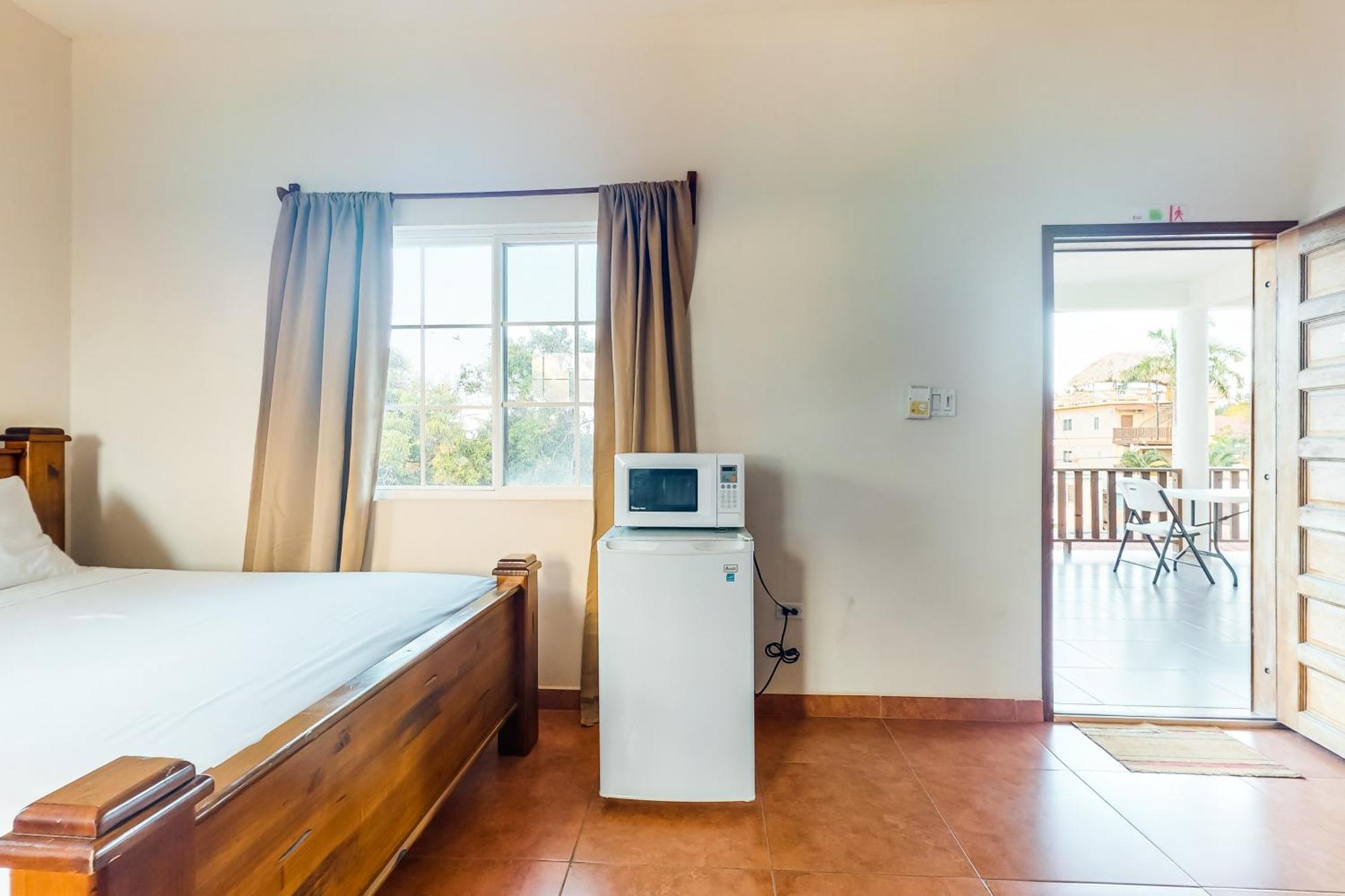 Isebei Guest House Hopkins Room photo
